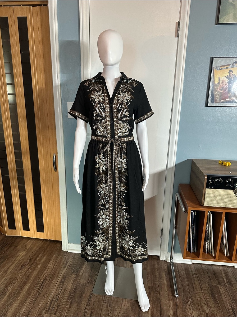 Max Studio Black Linen WovenMaxi Dress with Gold & Cream Accents / NWT / Med